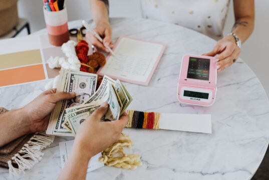 Product Designer Salaries Worldwide 2026: Gaming vs SaaS + Visa Jobs